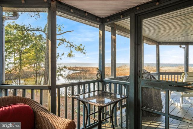 4443 SHADY LN, Chincoteague Island, VA 23336