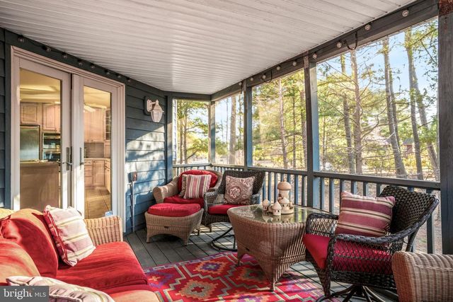 4443 SHADY LN, Chincoteague Island, VA 23336