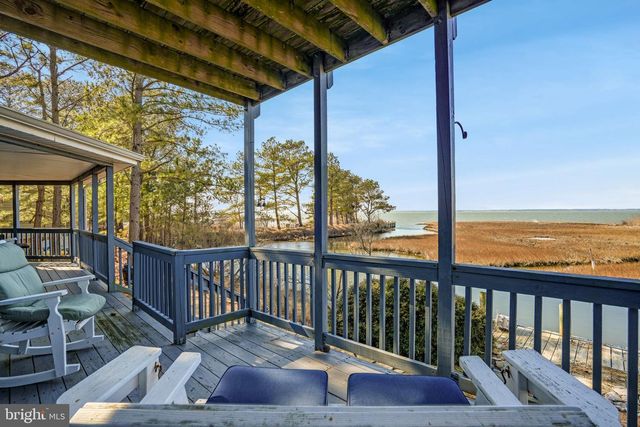 4443 SHADY LN, Chincoteague Island, VA 23336
