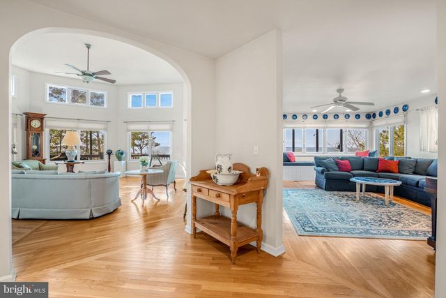 4443 SHADY LN, Chincoteague Island, VA 23336