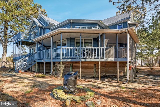 4443 SHADY LN, Chincoteague Island, VA 23336