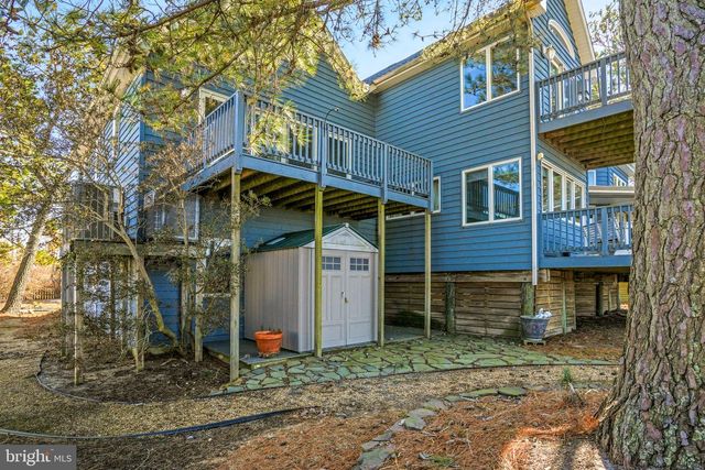 4443 SHADY LN, Chincoteague Island, VA 23336