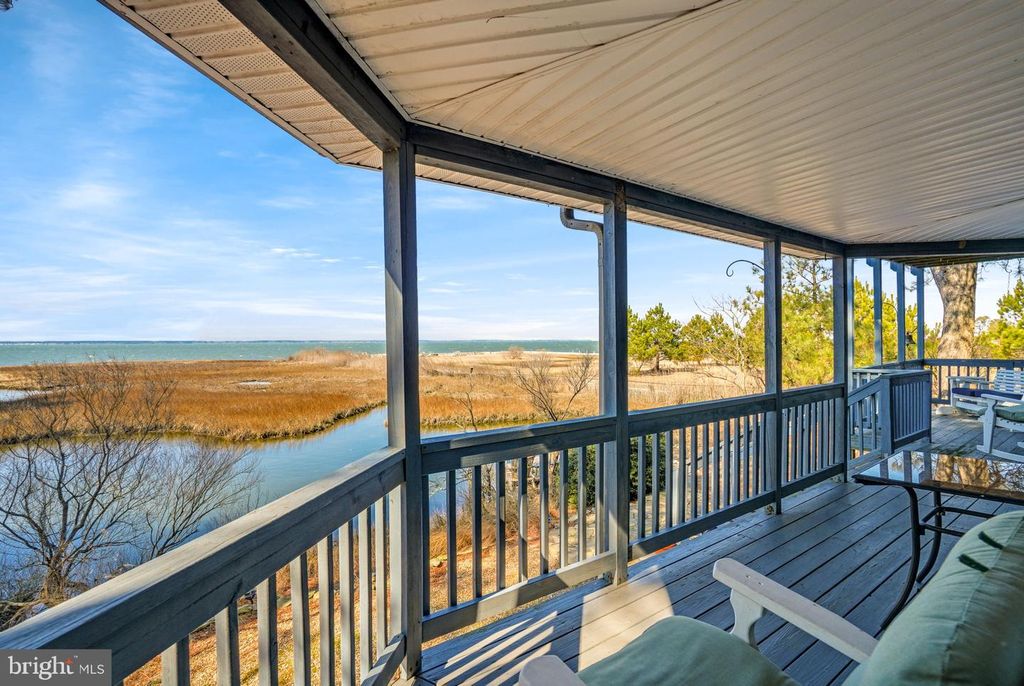 4443 SHADY LN, Chincoteague Island, VA 23336