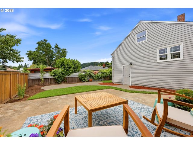 2711 Se 61ST Ave, Portland, OR 97206