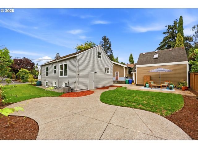 2711 Se 61ST Ave, Portland, OR 97206