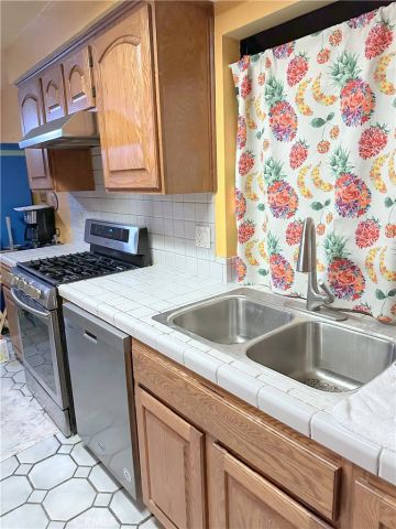 1261 Reeder, Covina, CA 91724