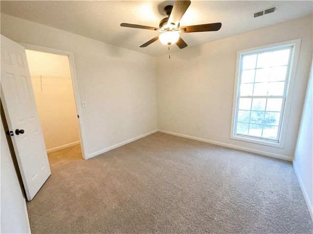 523 Oakview Drive, Dallas, GA 30157