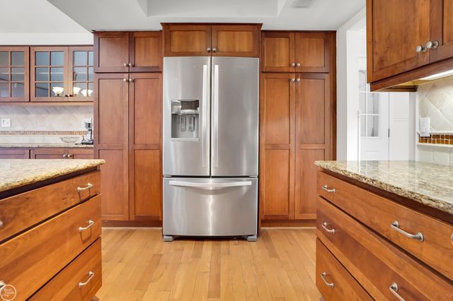 42139 E Edward Drive, Clinton Twp, MI 48038