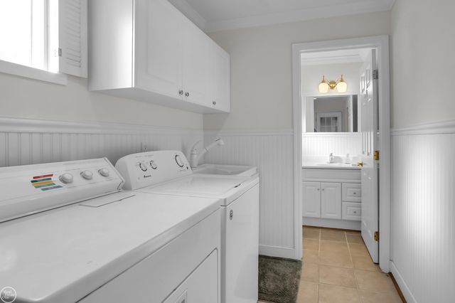 42139 E Edward Drive, Clinton Twp, MI 48038