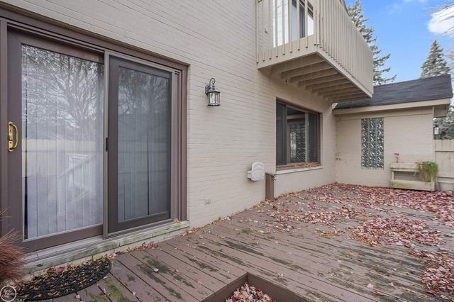 42139 E Edward Drive, Clinton Twp, MI 48038