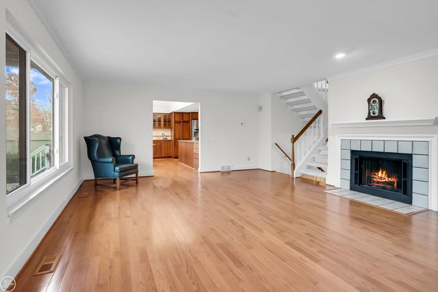 42139 E Edward Drive, Clinton Twp, MI 48038