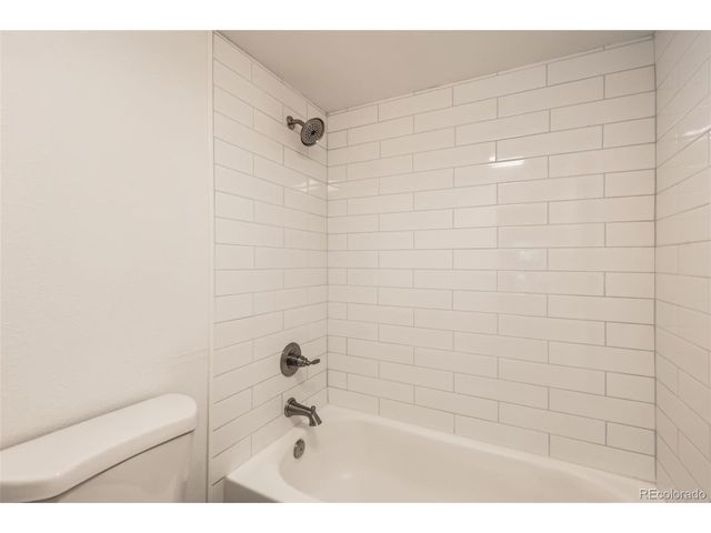 9700 E Iliff Ave C20, Denver, CO 80231