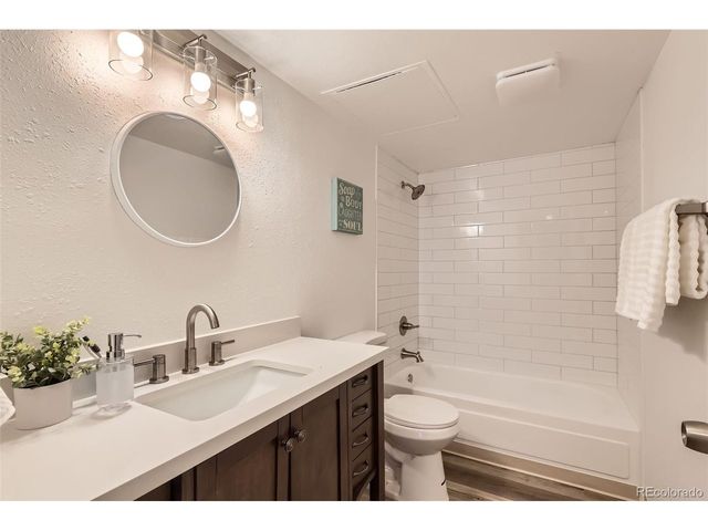 9700 E Iliff Ave C20, Denver, CO 80231