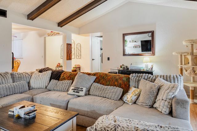 1608 Gettysburg Avenue, Clovis, CA 93611