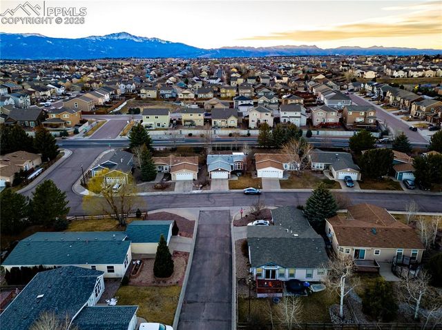 4096 Gray Fox Heights, Colorado Springs, CO 80922