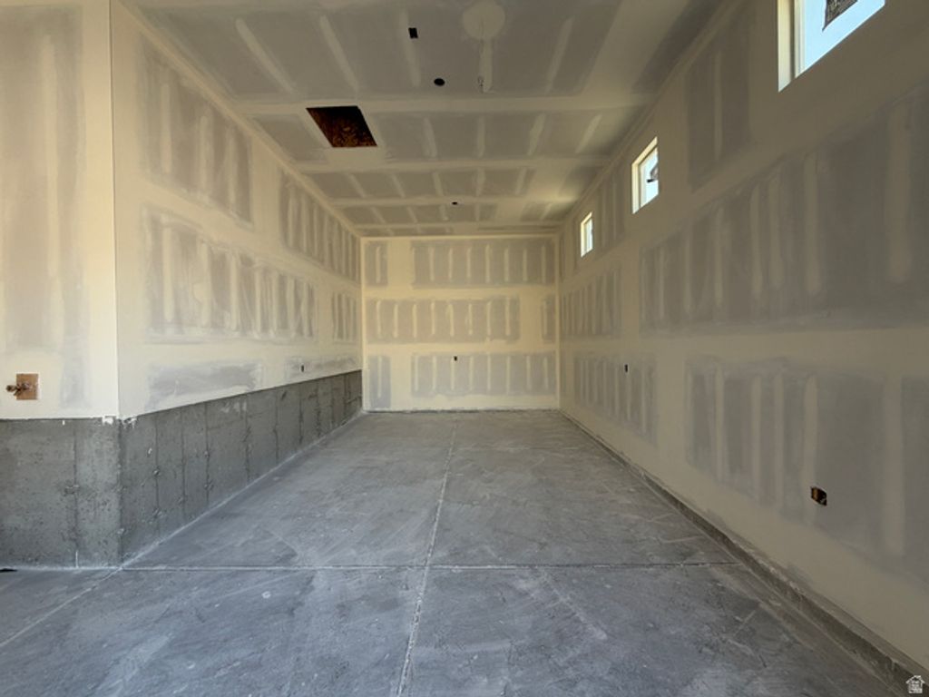 Image 14 of property listing at 1423 W 1220 N #214, Lehi, UT 84043