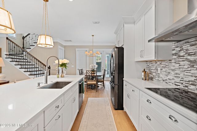 2480 S BEACH Parkway, Jacksonville Beach, FL 32250