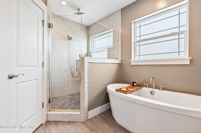 2480 S BEACH Parkway, Jacksonville Beach, FL 32250