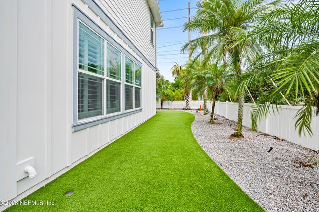 2480 S BEACH Parkway, Jacksonville Beach, FL 32250