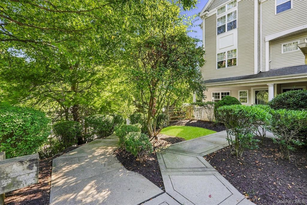 111 Highridge Court, Peekskill, NY 10566 — exterior