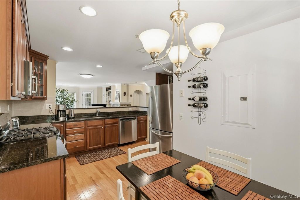 111 Highridge Court, Peekskill, NY 10566 — photo 4