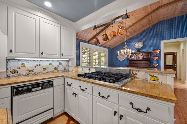 2212 Bowie Drive, Corsicana, TX 75110