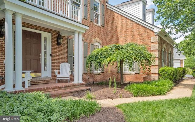 5638 LICK RIVER LN, Gainesville, VA 20155