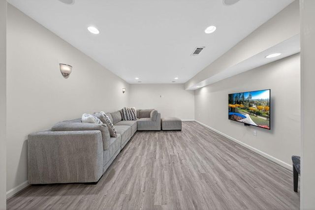 5638 LICK RIVER LN, Gainesville, VA 20155