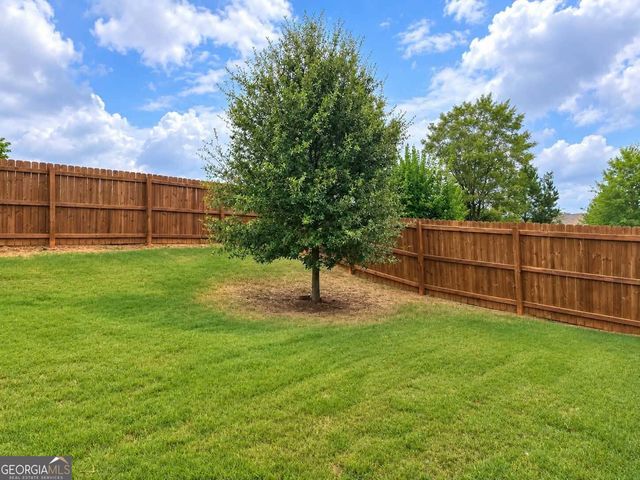 585 Emporia Loop, Mcdonough, GA 30253