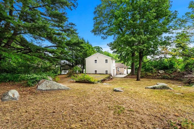 118 E Meadow Rd, Lowell, MA 01854