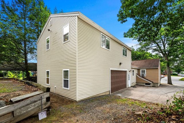 118 E Meadow Rd, Lowell, MA 01854