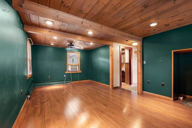 118 E Meadow Rd, Lowell, MA 01854