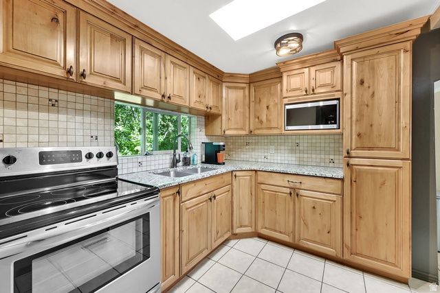 655 OGDEN CYN, Ogden, UT 84401