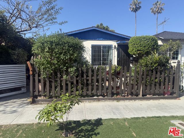 4207 S Centinela Avenue, Los Angeles, CA 90066