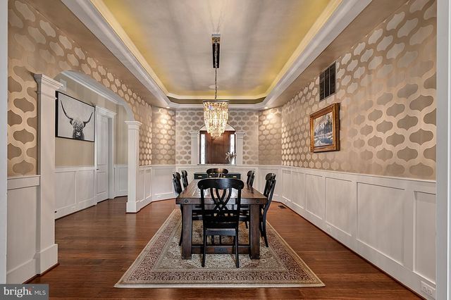 1217 ROSS DR SW, Vienna, VA 22180