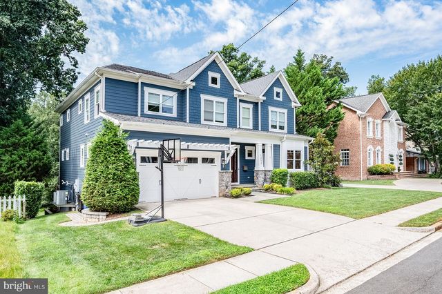 1217 ROSS DR SW, Vienna, VA 22180