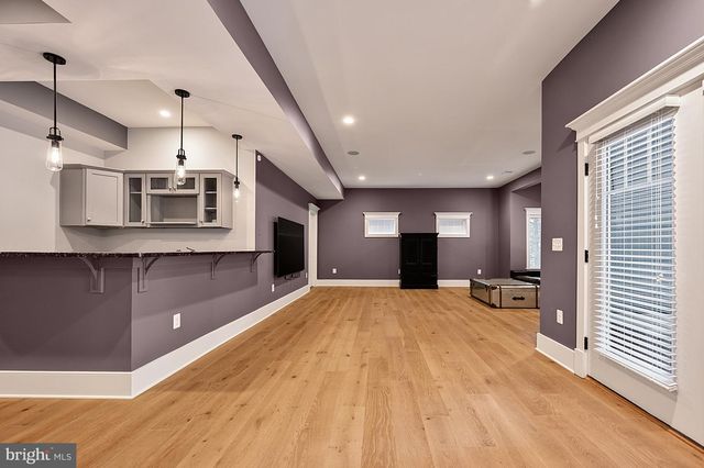 1217 ROSS DR SW, Vienna, VA 22180