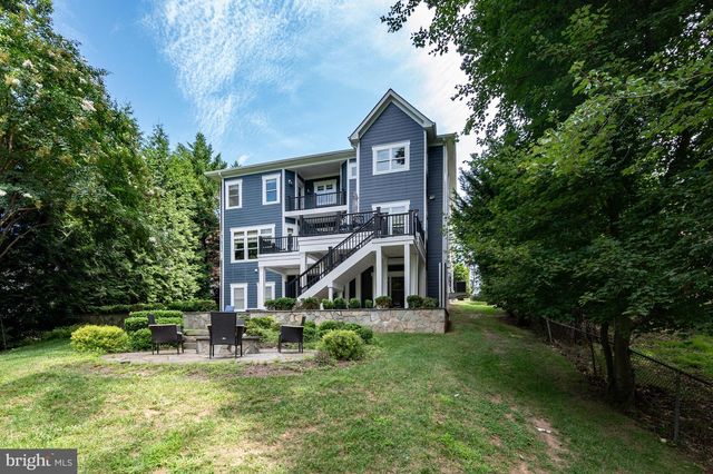 1217 ROSS DR SW, Vienna, VA 22180