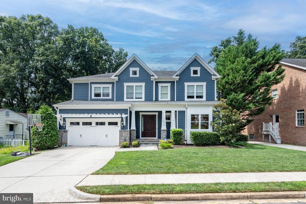 1217 ROSS DR SW, Vienna, VA 22180