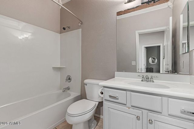 2111 E YELLOWSTONE Place, Chandler, AZ 85249