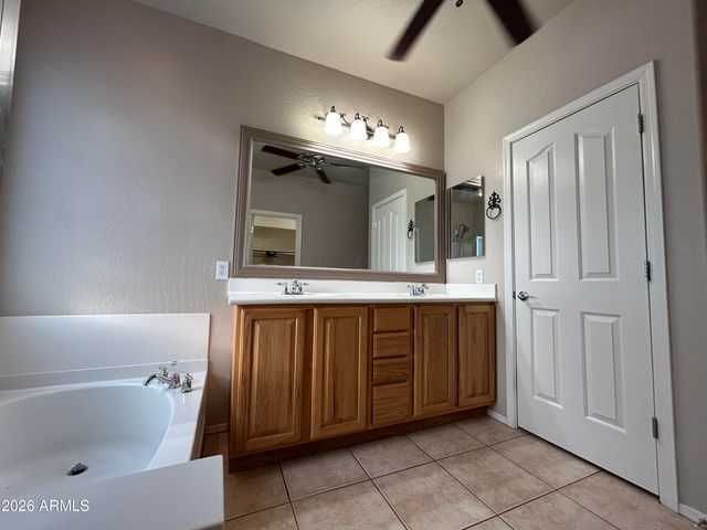 2111 E YELLOWSTONE Place, Chandler, AZ 85249