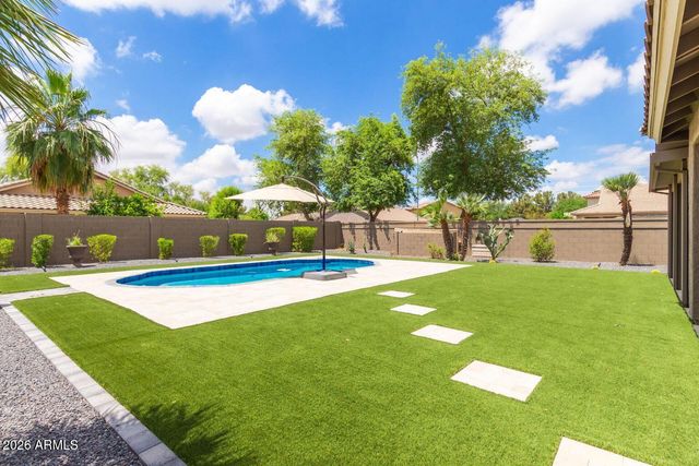 2111 E YELLOWSTONE Place, Chandler, AZ 85249