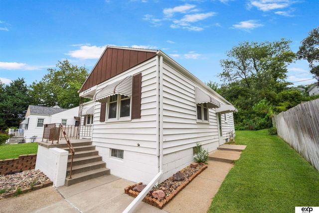 2109 S 47th Street, Omaha, NE 68106