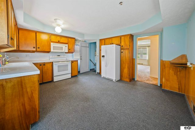 2109 S 47th Street, Omaha, NE 68106