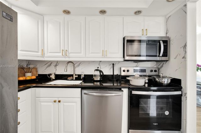 20335 W Country Club Drive 1608, Aventura, FL 33180