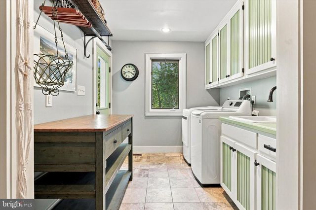 549 PLYMOUTH RD, Gwynedd Valley, PA 19437