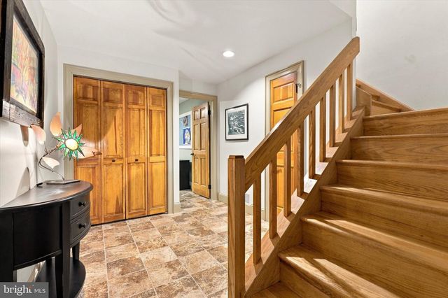 549 PLYMOUTH RD, Gwynedd Valley, PA 19437