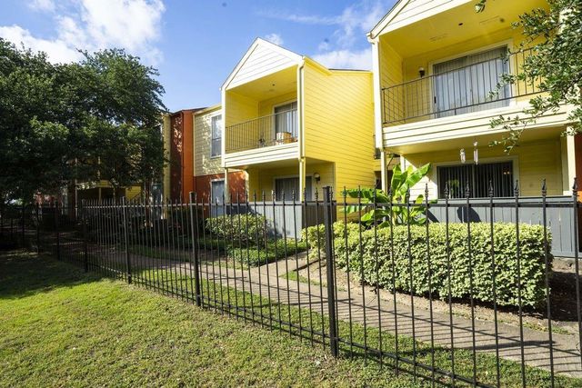 2801 N Broadmead 1107, Houston, TX 77025