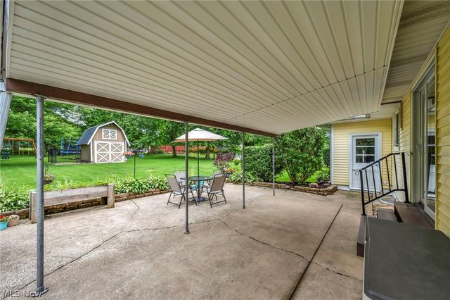 1295 Cherry Lane, Brunswick, OH 44212