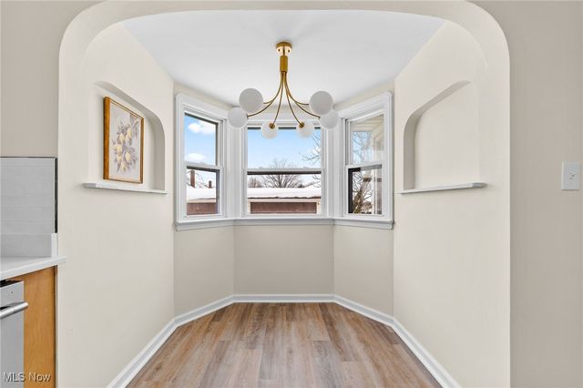 890 E 250th Street, Euclid, OH 44132